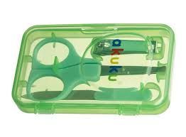 AKUKU Zestaw kosmetyczny do manicure zielony