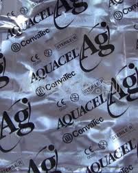 AQUACEL AG HYDROFIBRE Opatrunek 5cm x 5cm 1 szt.