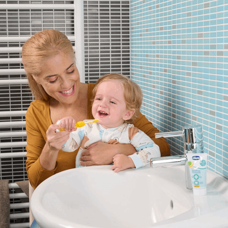 Chicco Szczoteczka do zębów dla dzieci 6-36 m kolor lila + musztardowy, 2 szt.