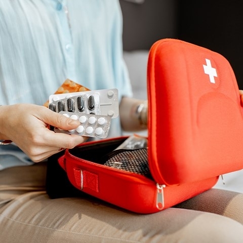 Apteczka pierwszej pomocy – co powinno wchodzić w jej skład?