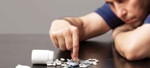 Benzodiazepiny - co to za leki? Czy uzależniają i kiedy są stosowane?