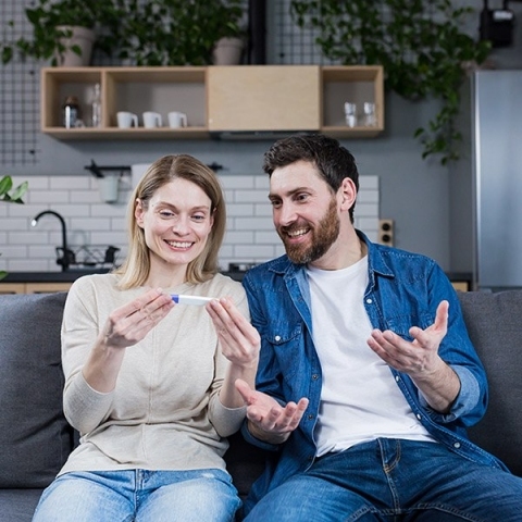 Jak można wspomóc niepłodną parę?