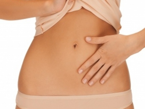 Jakie są przyczyny wzdęć? Poznaj skuteczne sposoby na wzdęty brzuch