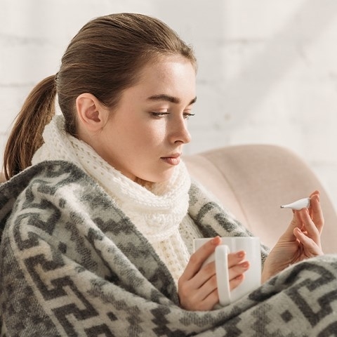 Przeziębienie – co zrobić jak „coś cię bierze”?