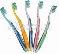 JORDAN ADVANCED Szczoteczka do zębów ŚREDNIA 1 szt.