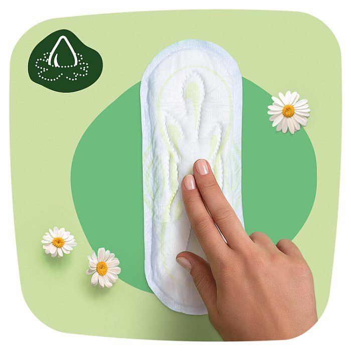 NATURELLA Classic Normal Camomile Podpaski 10 szt.