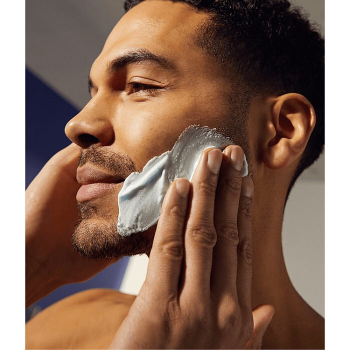 Nivea Men Sensitive Recovery regenerująca pianka do golenia, 200 ml