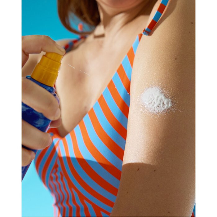 NIVEA SUN Protect & Moisture Spray do opalania SPF30 200 ml