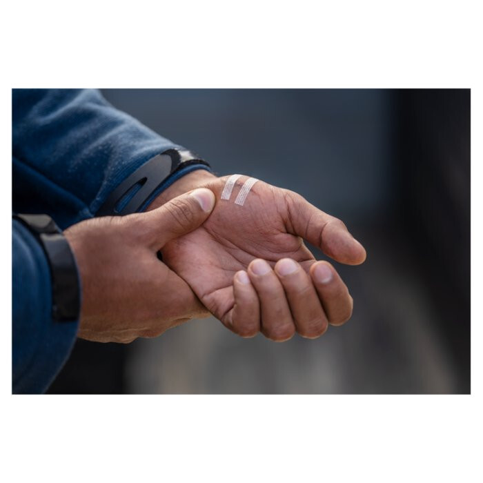 STERI-STRIP Paski do zamykania ran 5 listków (3mm x 75mm) i 3 listki (6mm x 75mm), 8 szt.